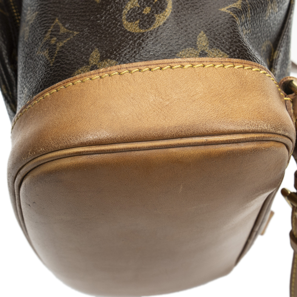 Louis Vuitton Montsouris MM - Picture 8 of 10